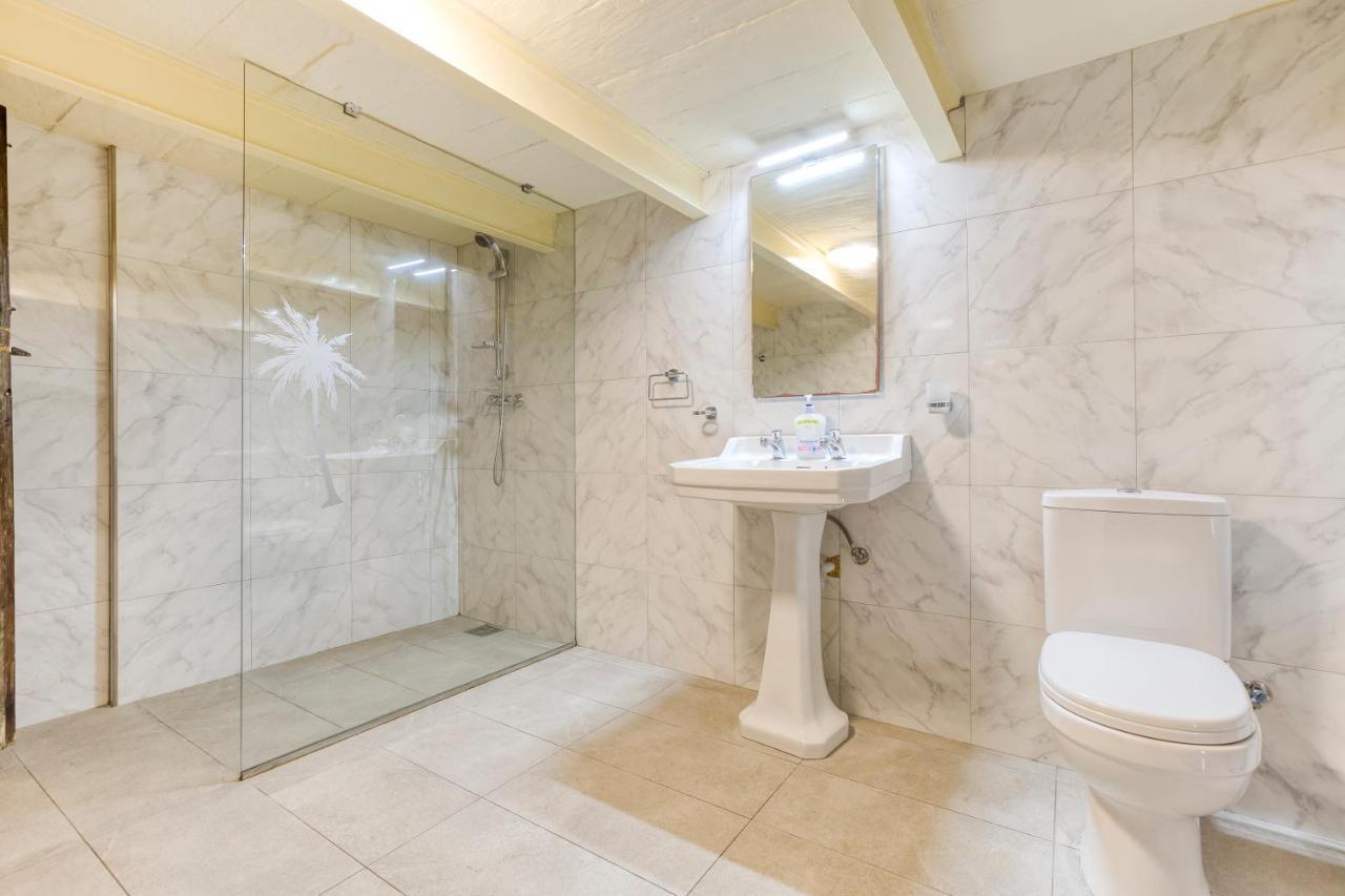 Vlt214- 2 Bedroom Townhouse Holiday home *