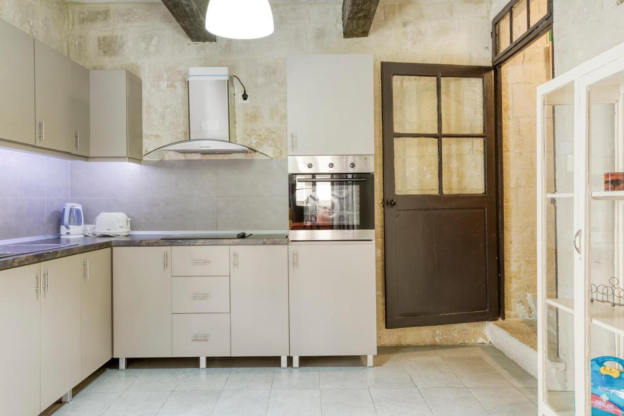 Vlt214- 2 Bedroom Townhouse Valletta
